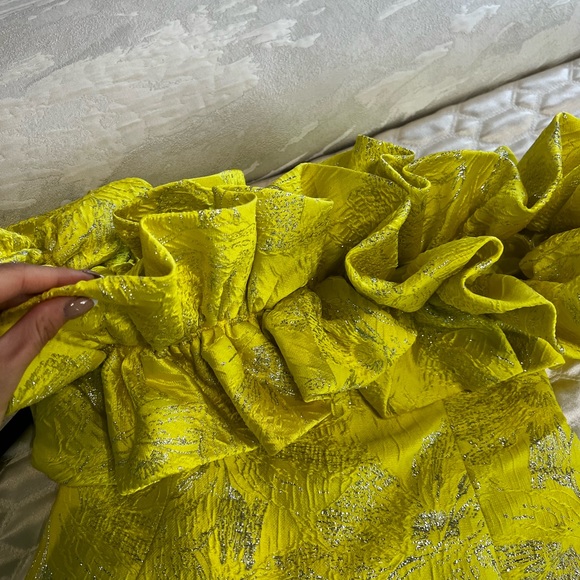 Yellow Ruffle Dress 💛 - Picture 9 of 9